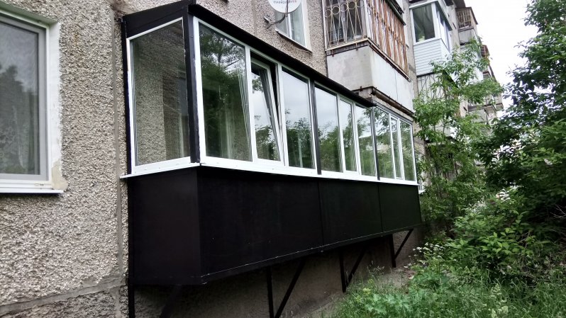 Изготовление металлических балконов