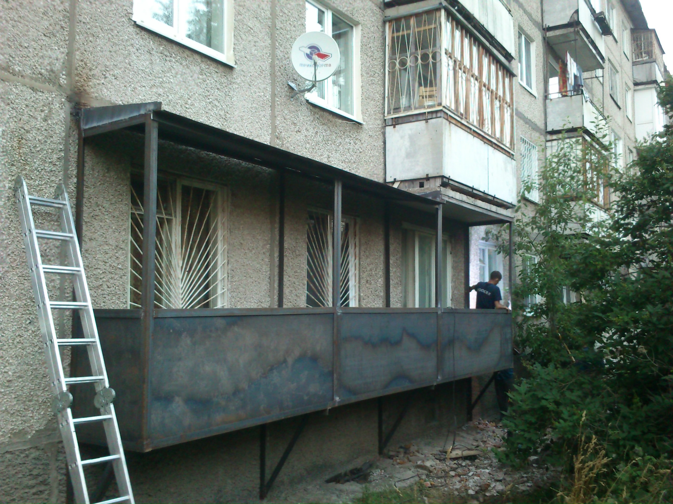 Изготовление металлических балконов